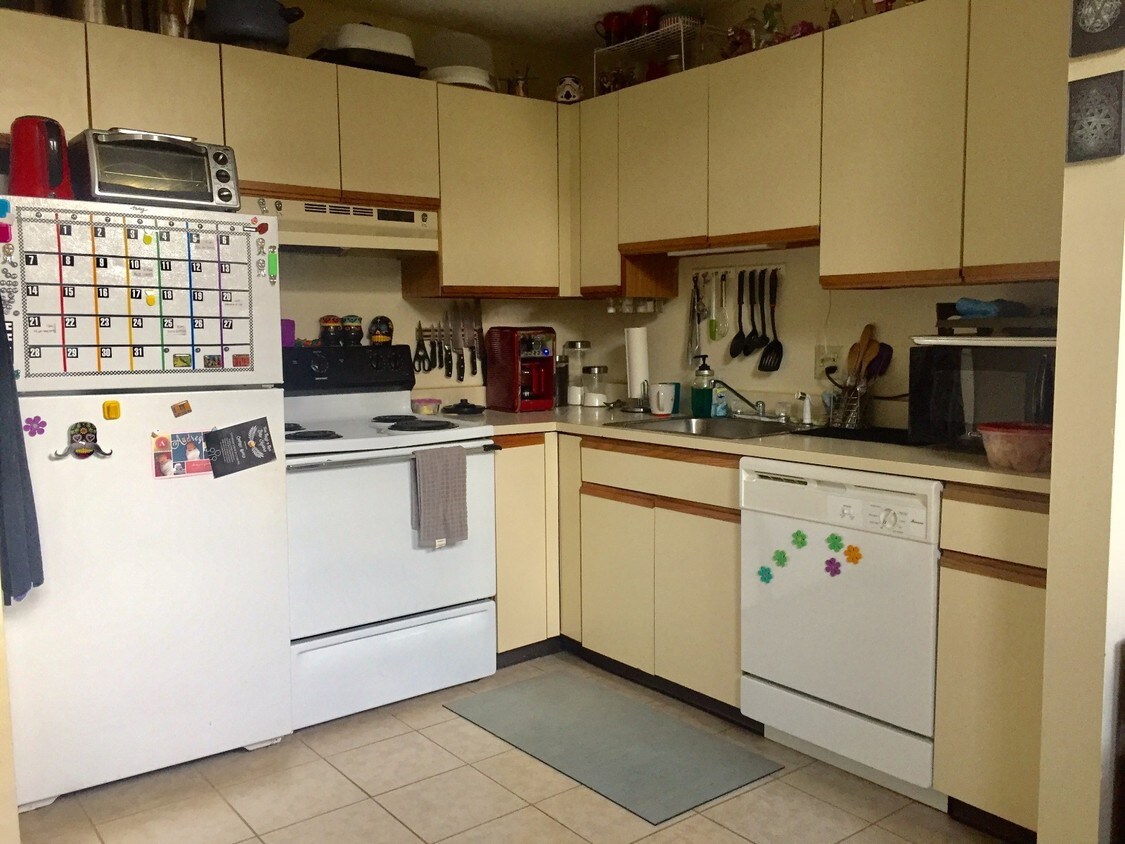 100 Bemis Rd, Fitchburg, MA 01420 Apartments in Fitchburg, MA