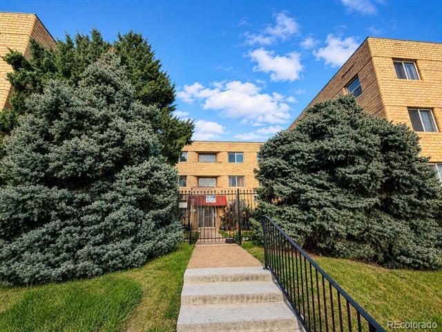 Photo - 1100 Colorado Blvd (Denver, CO) Apartment