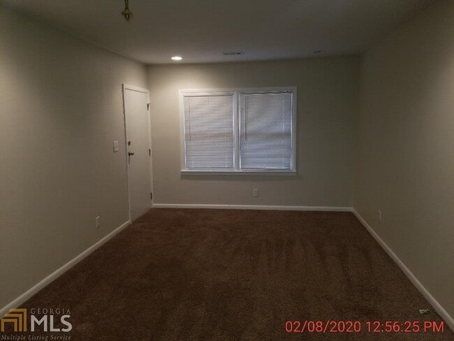Foto del edificio - 221 Williamson Mill Rd