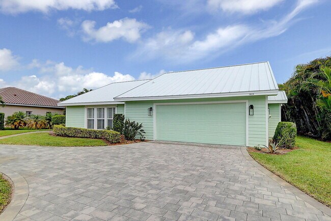 Foto del edificio - 3824 SE Fairway E