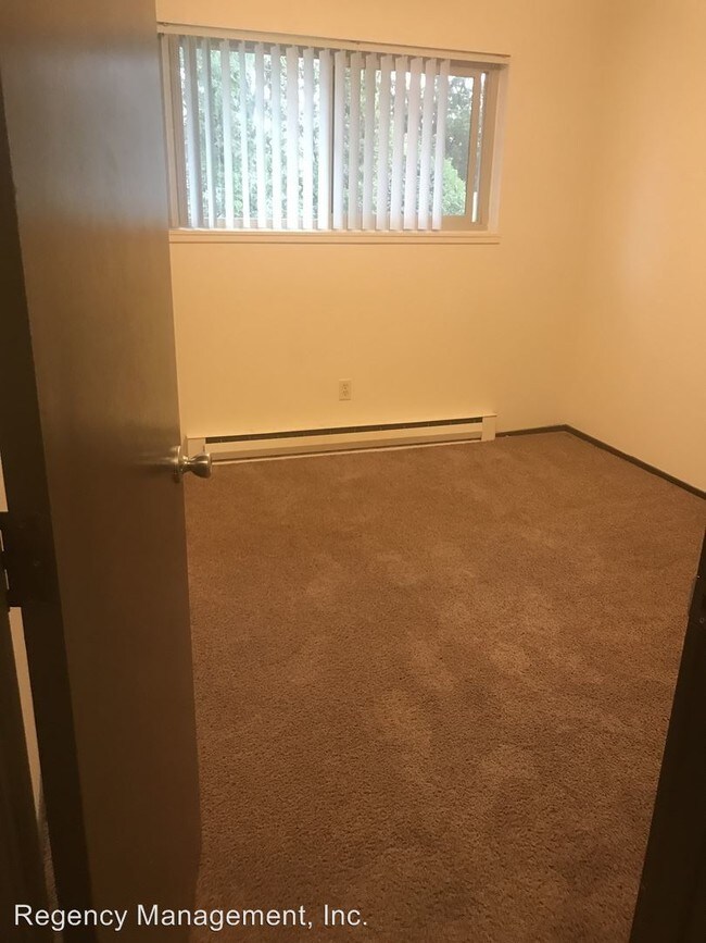 Foto del edificio - 4920 SW Lombard Ave