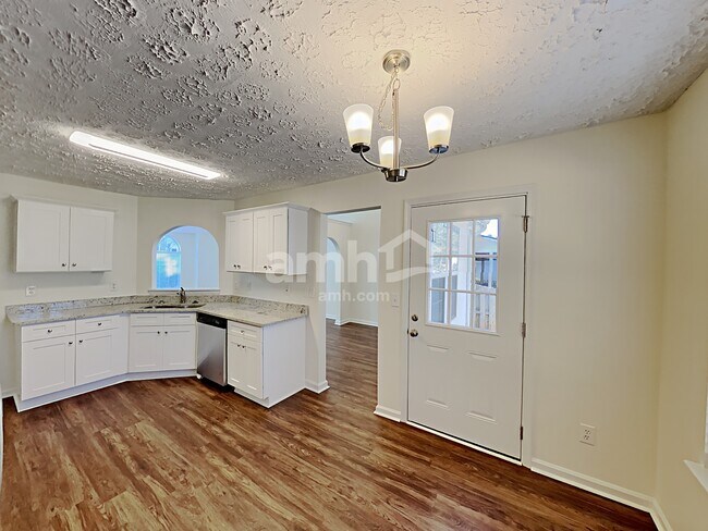 Building Photo - 4618 Noah Overlook W