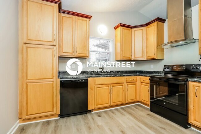 Foto del edificio - 4 Bedroom Pet-Friendly Home in Antioch, TN with Main Street Renewal