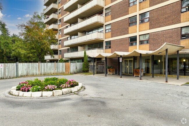 Building Photo - 1640 Lawrence