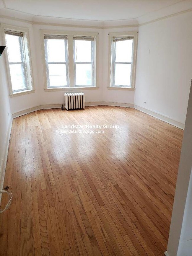 Foto del edificio - 1816 W Farwell Ave