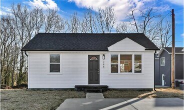 Building Photo - 248 Caldwell Ln