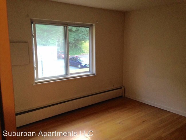 Building Photo - 372-372 Highland Ave