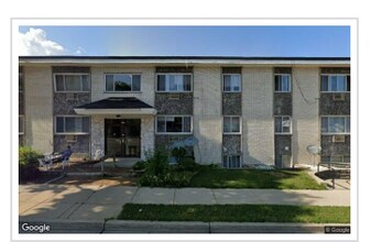 Building Photo - 6914 W Lincoln Ave