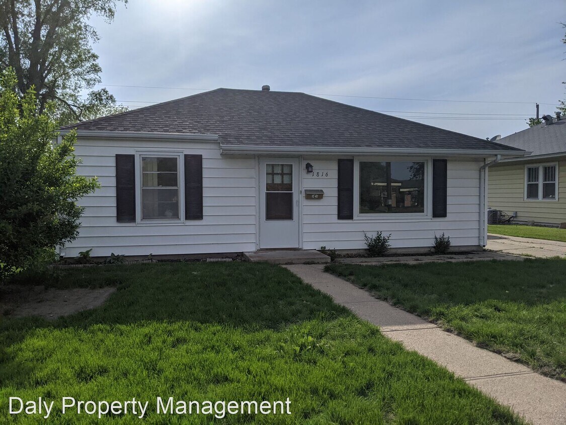 2 br, 1 bath House 1816 N Broadwell House Rental in Grand Island