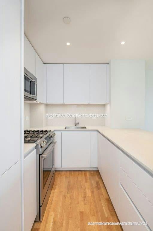 Building Photo - 1410 Columbia Rd