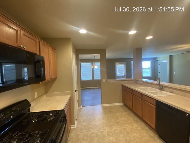Foto del edificio - 3 Bedroom/2 Bath Encino Ridge Subdivision