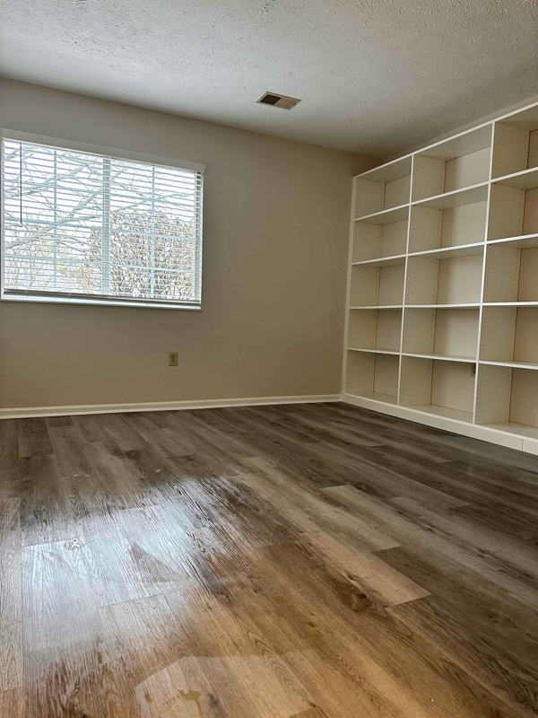 6615 Hedington Square Unit 2, Dayton, OH 45459 Condo for Rent in