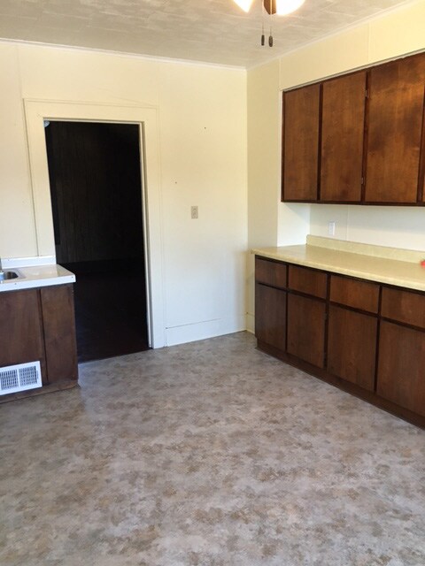 Foto del edificio - 1018 Lockwood St