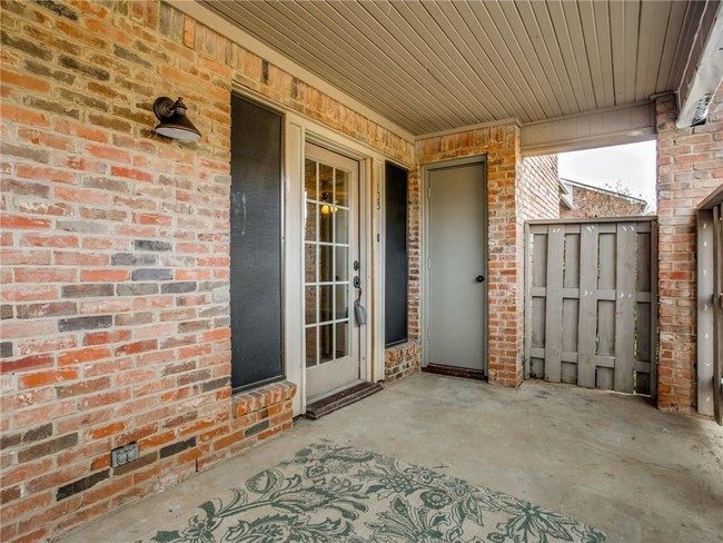 Building Photo - 2732 Copper Creek Dr