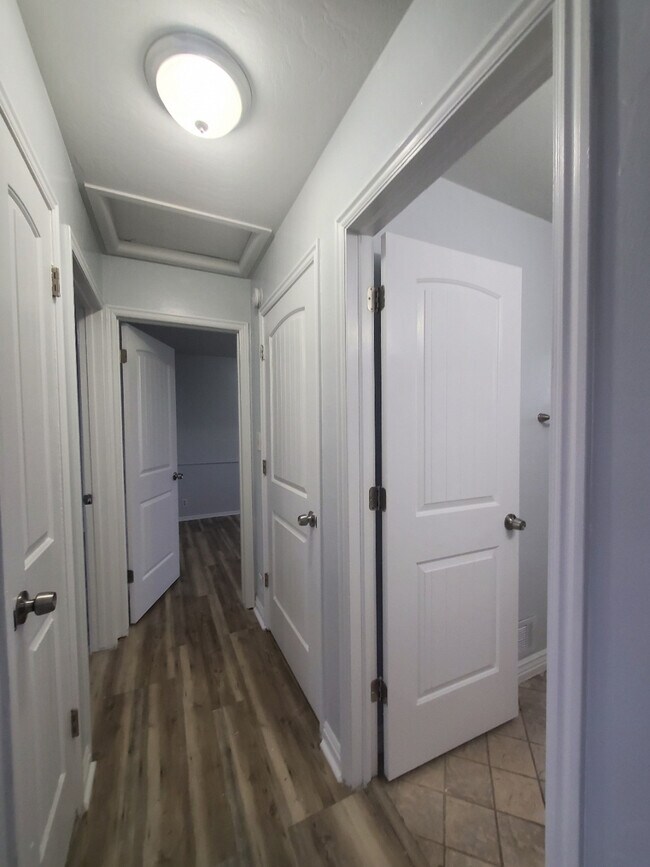 Building Photo - 4023 S Sagers Way