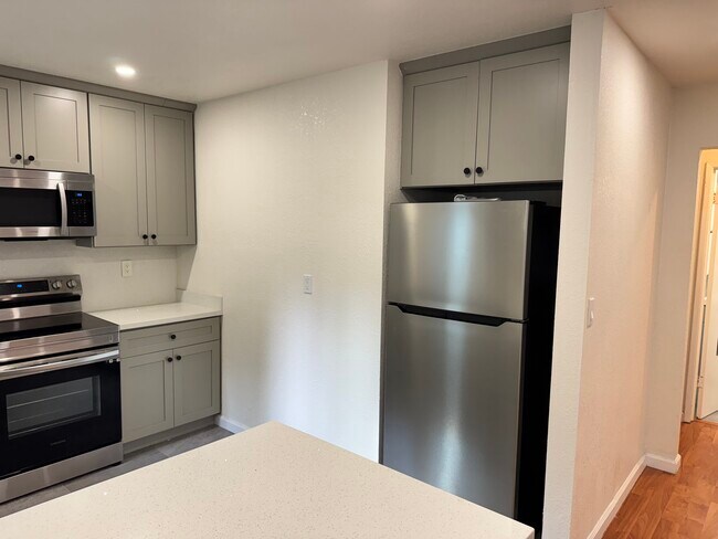 Foto del edificio - 3460 Monroe St