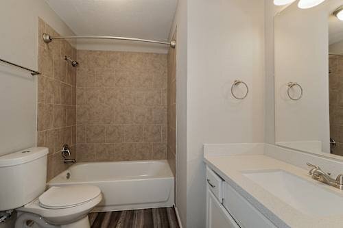 Foto del edificio - 6915 Eagle Ridge Dr