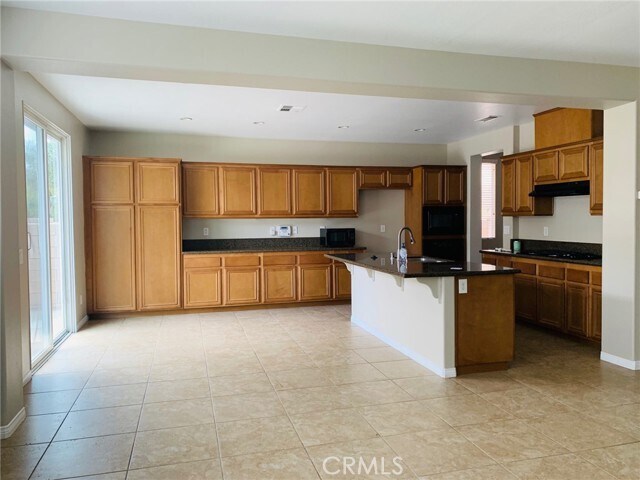 Building Photo - 13759 Coldwater Ct