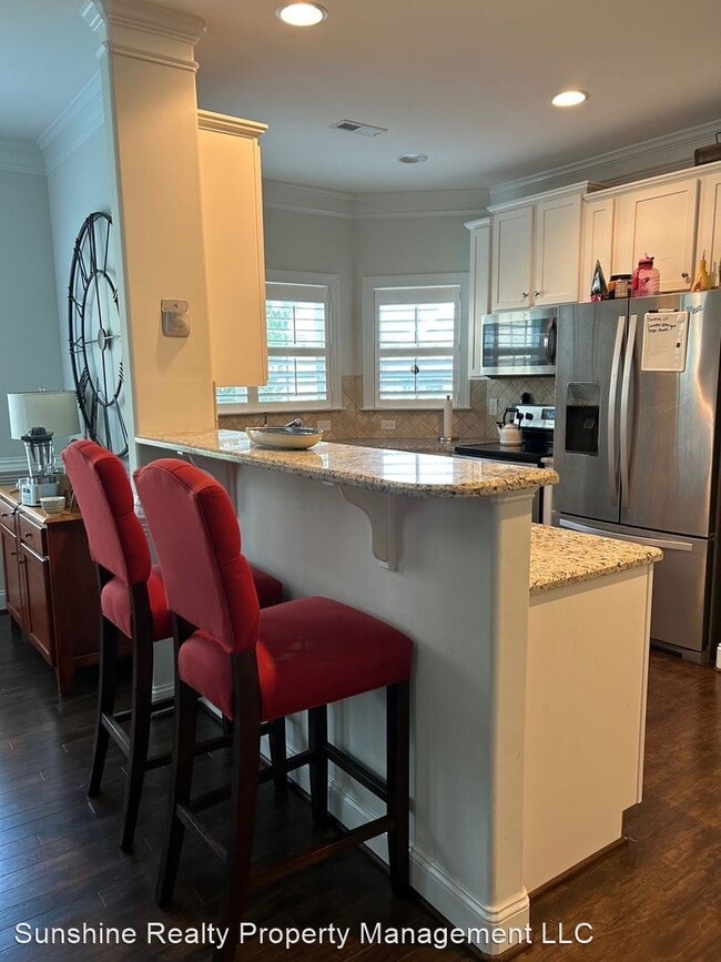 Building Photo - 3 br, 3 bath House - 231 St Elizabeth Dr