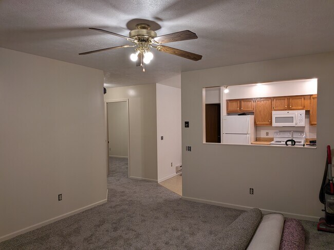 Foto del edificio - 123 S Union St