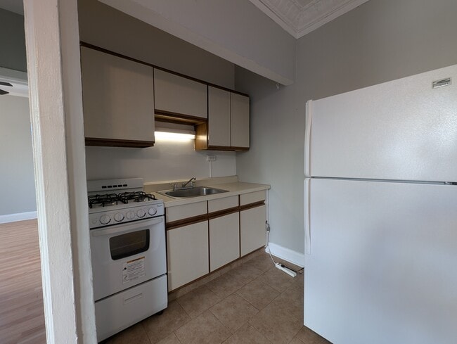 Foto del edificio - 3835 N Fremont St