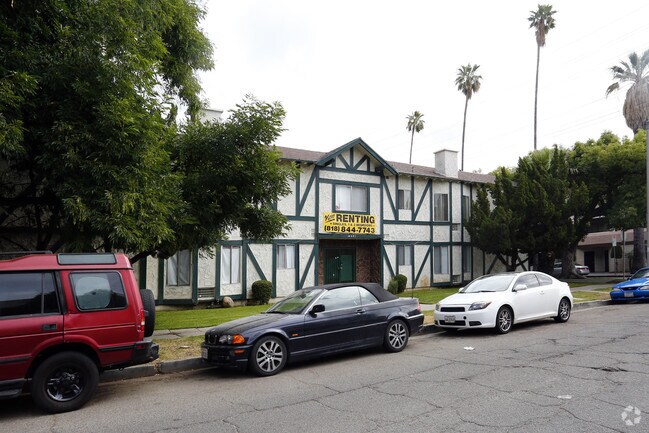 Building Photo - 14603 Delano St