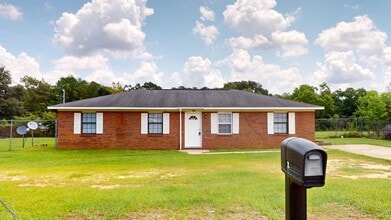 Building Photo - 204 Lowery St