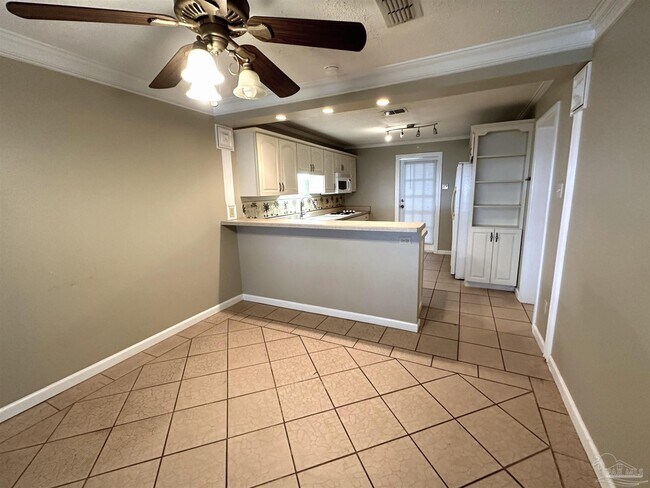 Foto del edificio - 305 Colbert Ave