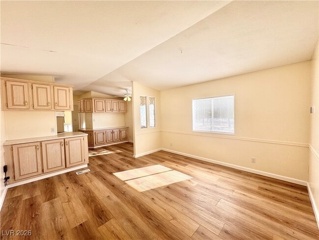 Building Photo - 2336 Jeane Ave