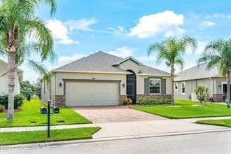Building Photo - 5724 Trieda Dr