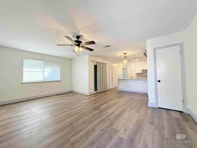 Building Photo - 500 Grant St