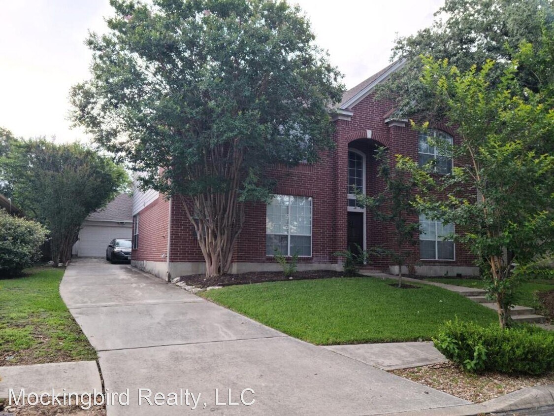 Foto principal - 4 br, 2.5 bath House - 18810 Surreywood