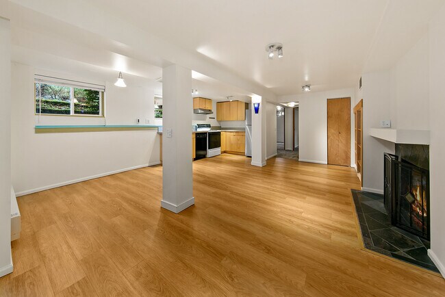 Foto del edificio - 2655 8th Ave W