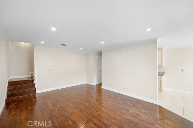 Building Photo - 121 Sinclair Ave