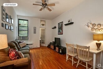 Building Photo - 103 W 74th St