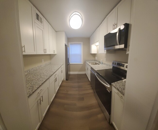 Building Photo - Percival 2005