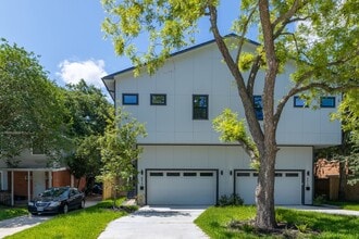 Building Photo - 4517 Larch Ln