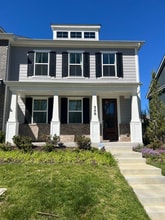 Building Photo - 386 Hammock Ln