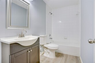 Building Photo - 20119 Bitterroot Ranch Dr