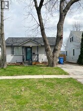 Building Photo - 2338 PARENT