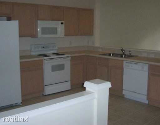 Building Photo - 3 br, 2.5 bath  - 1025 Woodfield Rd
