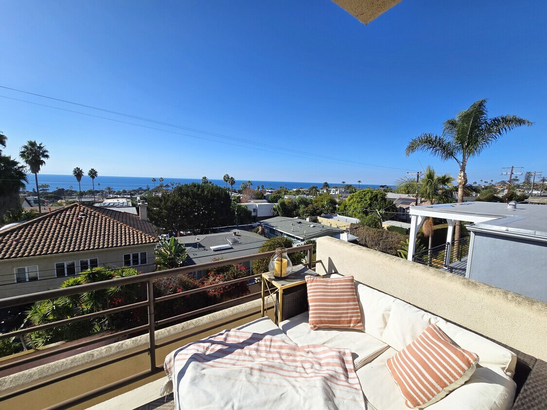 Foto principal - 2070 Oxford Ave