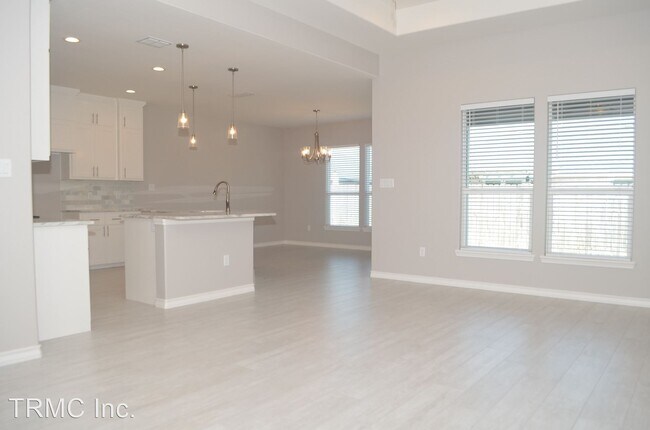 Building Photo - 4 br, 2.5 bath House - 14881 LIGHTHOUSE DR.