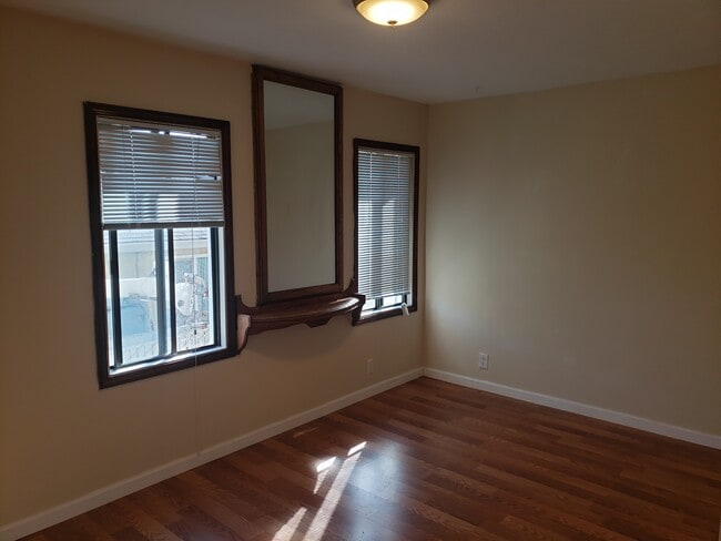 2nd bedroom - 19061 Madison Ave