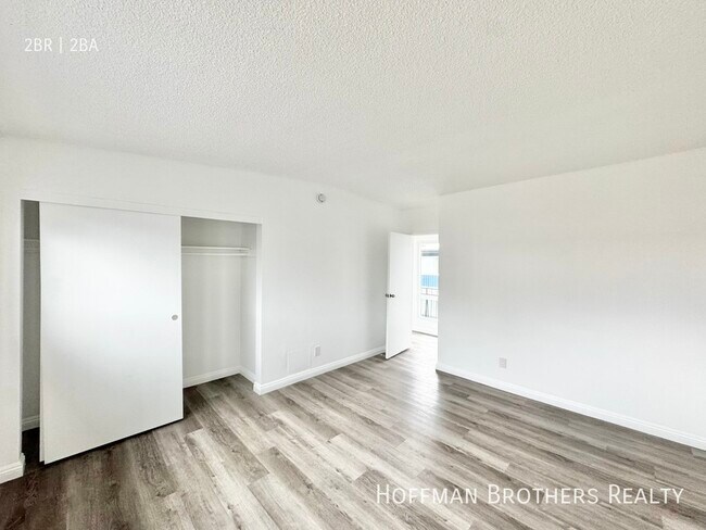 Building Photo - 326 W Queen St, Inglewood, CA 90301