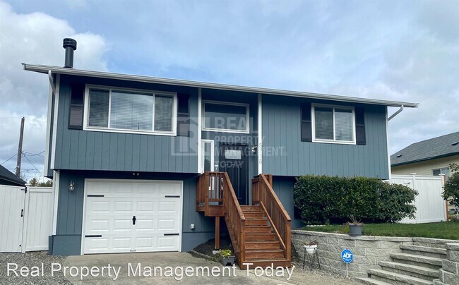 Building Photo - 4 br, 2 bath House - 5715 North 46th St