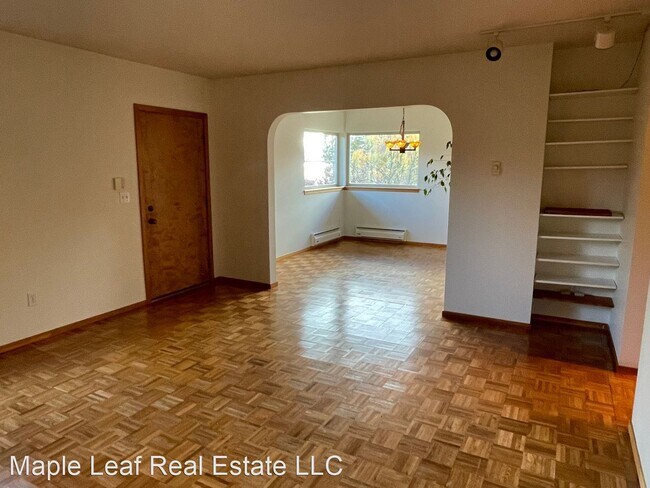 Building Photo - 2 br, 2 bath House - 2001 43rd Ave E, Unit A