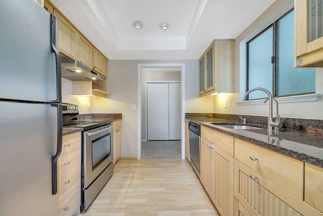 Building Photo - 14333 Saratoga Avenue, Unit #4