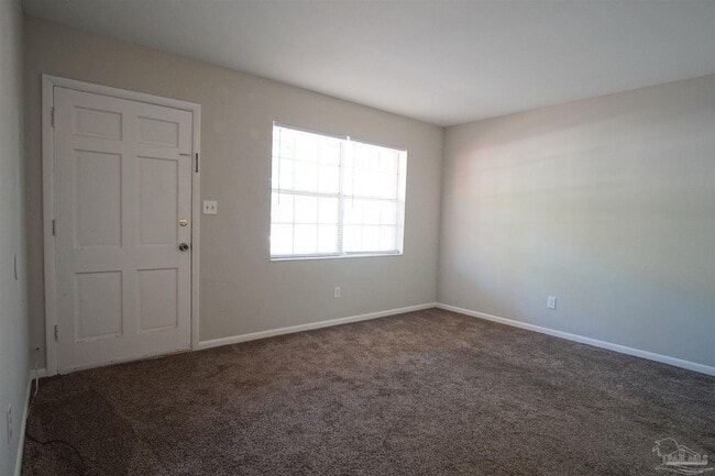 Building Photo - 1447 E Burgess Rd