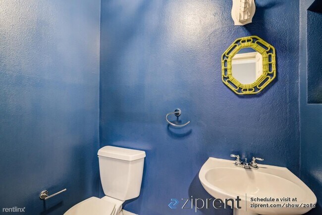 Foto del edificio - 3 br, 2.5 bath Condo - 2247 Turk Boulevard...